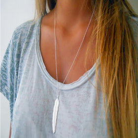 Fashion Feather Pendant Necklace Silver and Gold Color Girl Chain for women